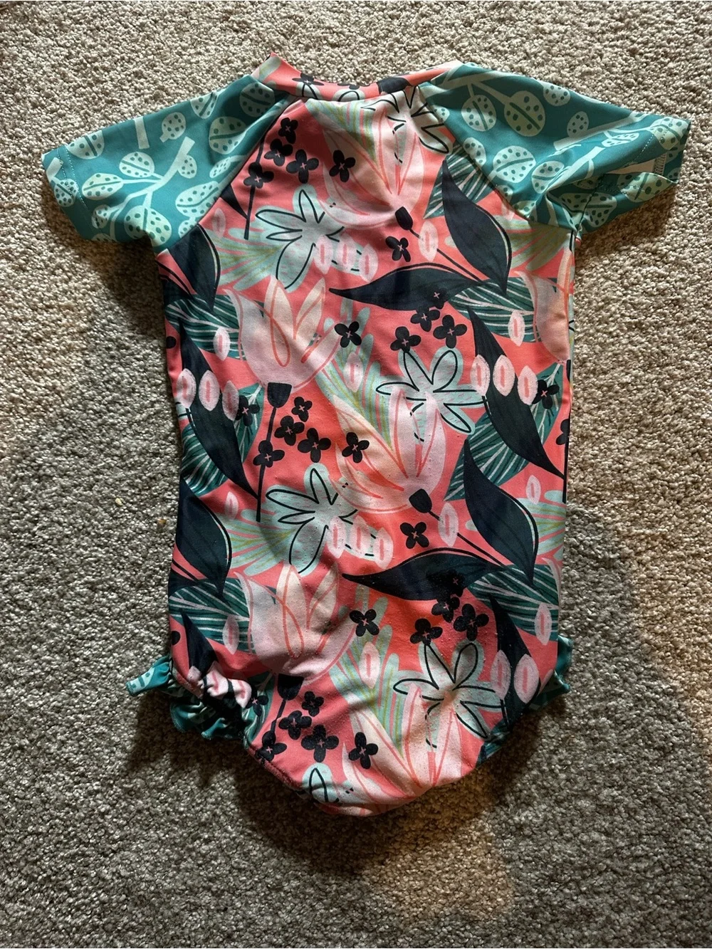 Oopsie Daisy Girls Short Sleeve One-Piece Rash Guard Swimsuit – Size 5